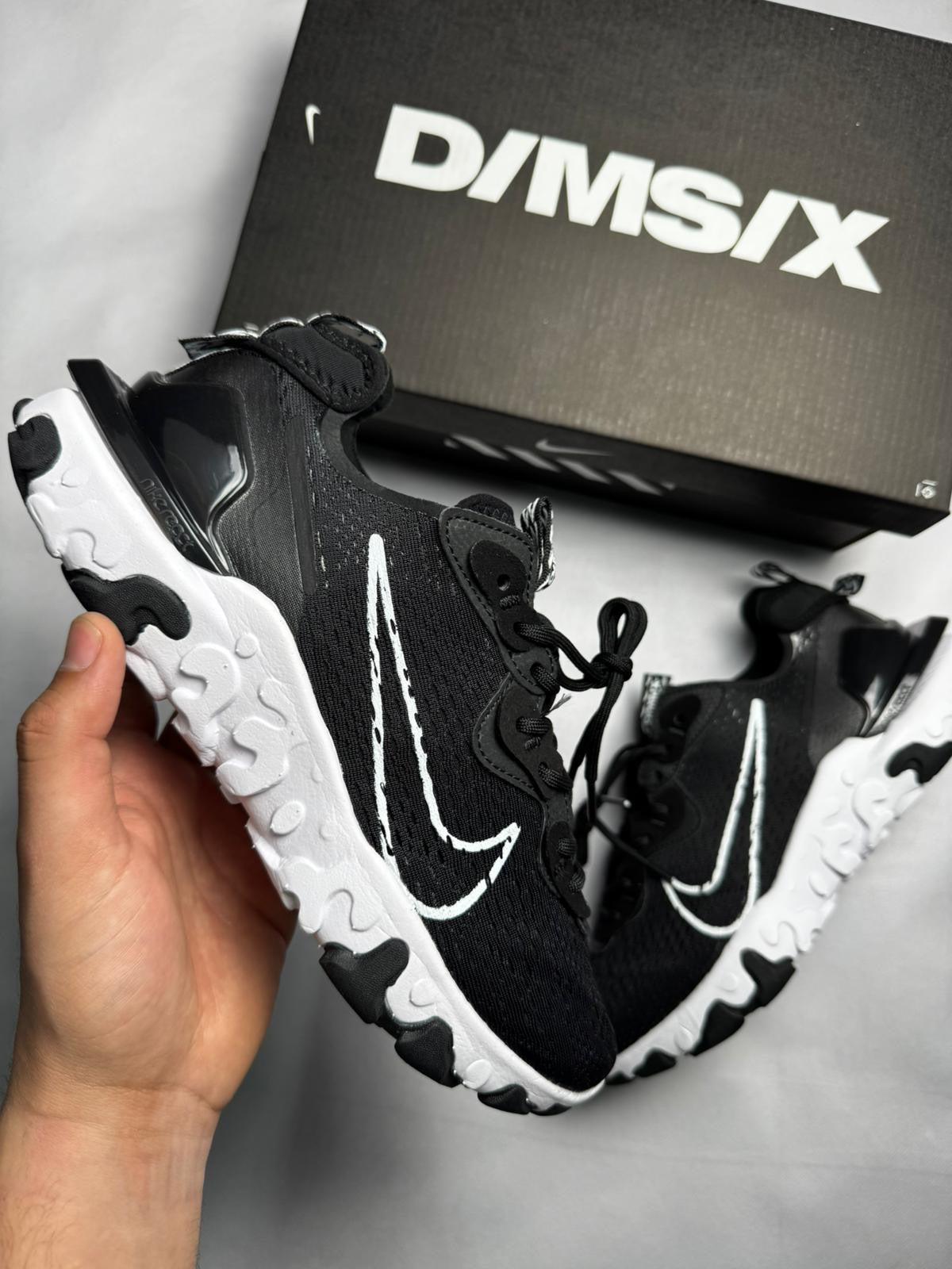 Nike react